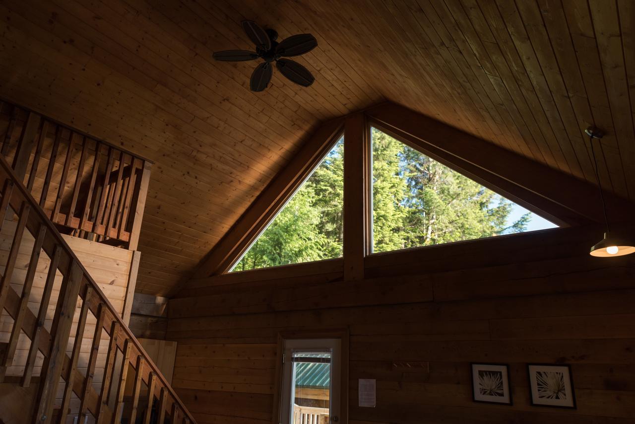Homfray Lodge Desolation Sound Екстер'єр фото