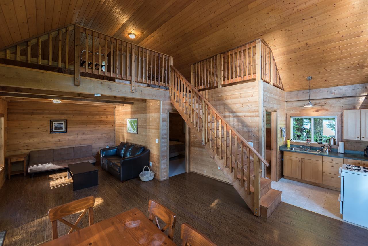 Homfray Lodge Desolation Sound Екстер'єр фото