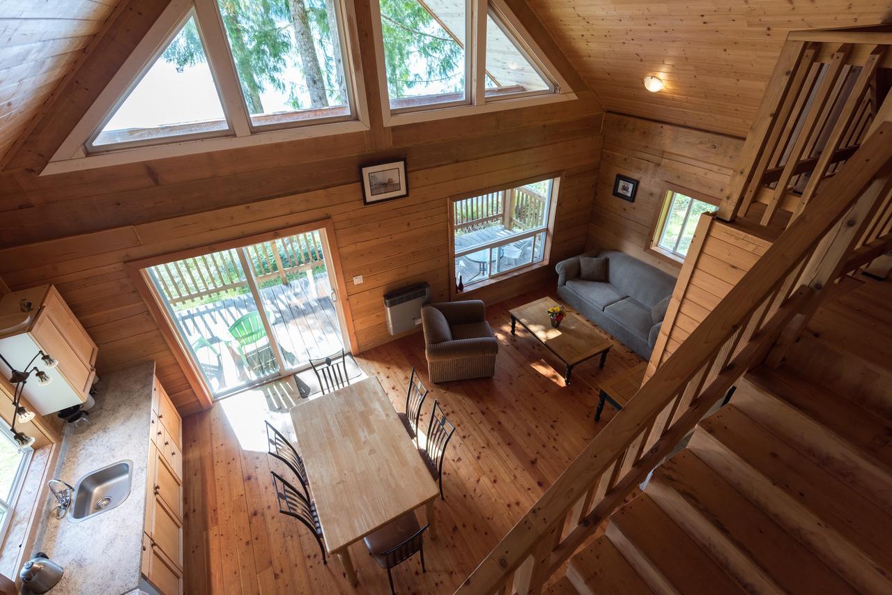 Homfray Lodge Desolation Sound Екстер'єр фото