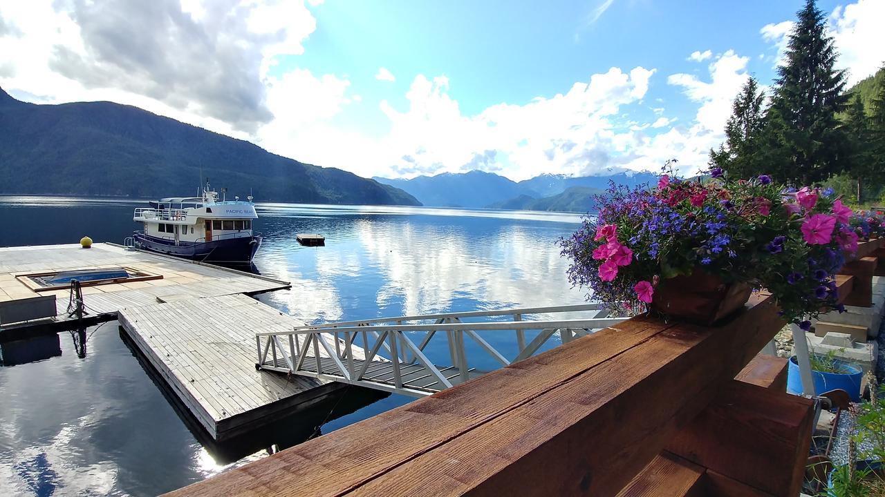 Homfray Lodge Desolation Sound Екстер'єр фото