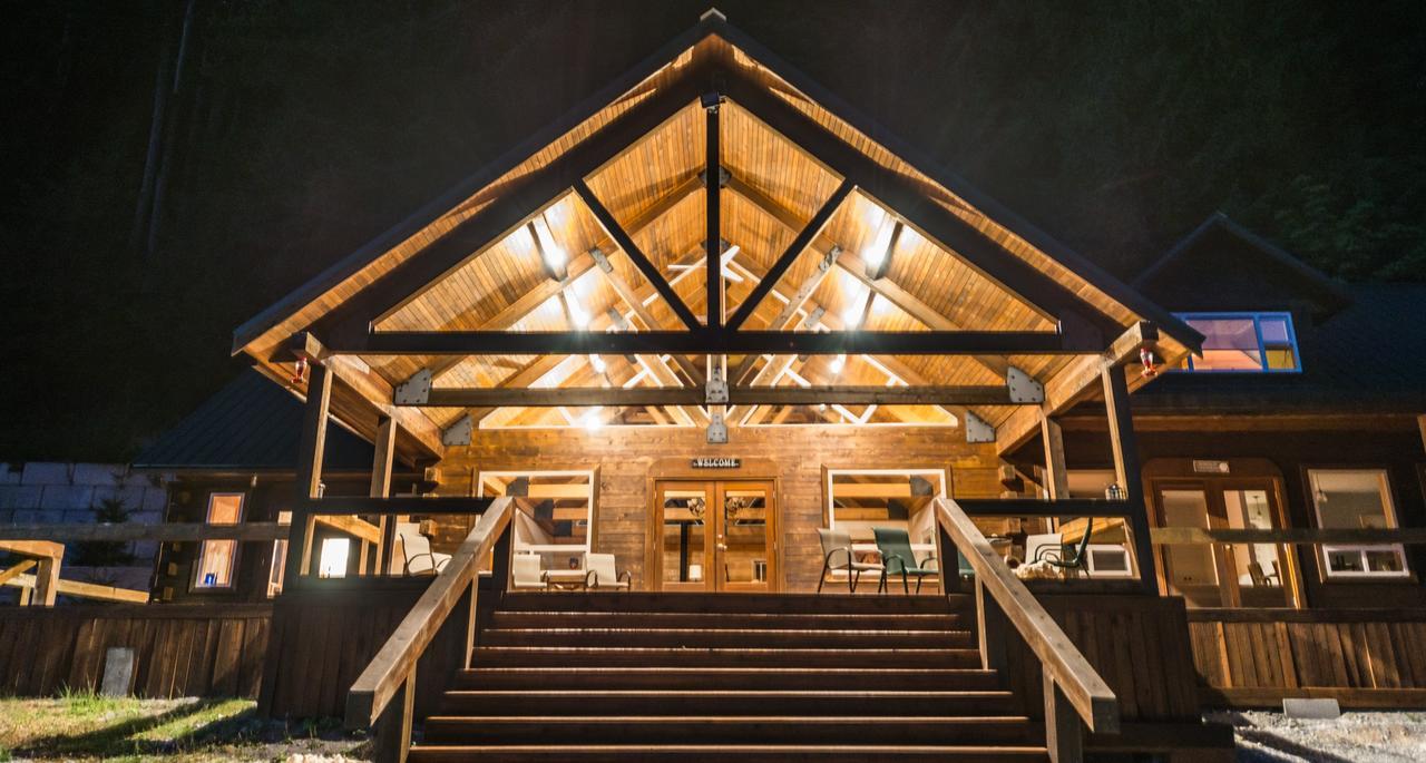 Homfray Lodge Desolation Sound Екстер'єр фото