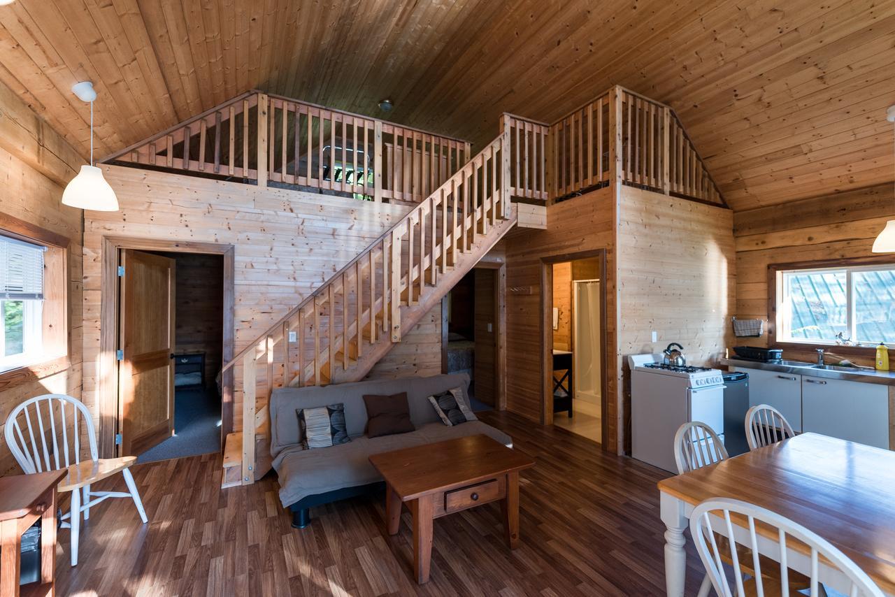 Homfray Lodge Desolation Sound Екстер'єр фото
